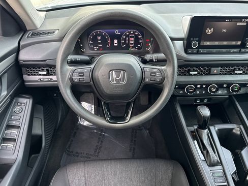 Used 2023 Honda Accord EX image 27