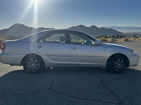 Used 2003 Toyota Camry LE image 11