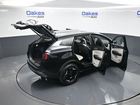 Certified 2026 Kia Sportage EX image 59