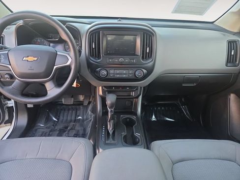 Used 2022 Chevrolet Colorado W/T w/ WT Convenience Package AWD/4WD image 10