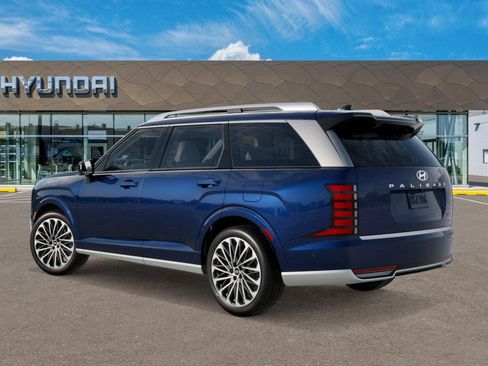 New 2027 Hyundai Palisade Calligraphy FWD image 5