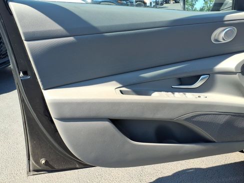 Certified 2023 Hyundai Elantra SEL w/ Preferred Accessory Package FWD image 23