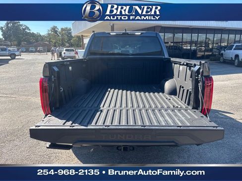 Used 2024 Toyota Tundra Limited image 7