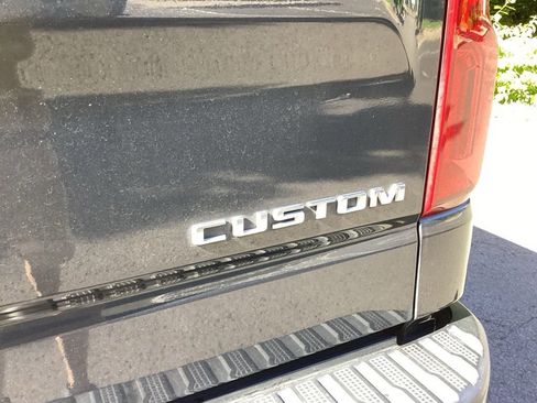 Used 2019 Chevrolet Silverado 1500 Custom w/ Custom Value Package AWD/4WD image 19