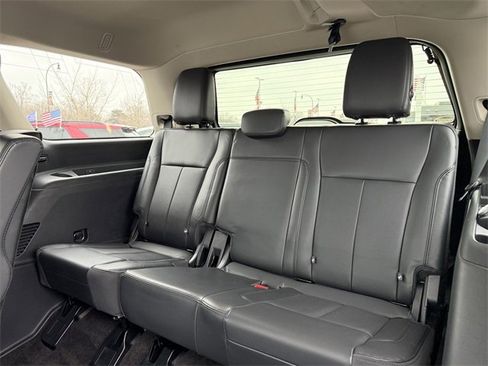 Certified 2022 Ford Expedition XLT image 10