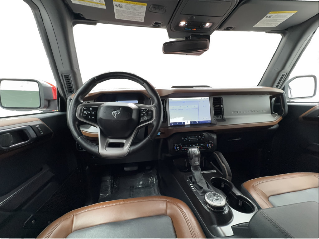 Used 2024 Ford Bronco Outer Banks AWD/4WD image 34