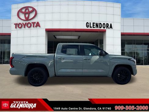 Used 2024 Toyota Tundra SR5 w/ TRD Sport Package AWD/4WD image 12