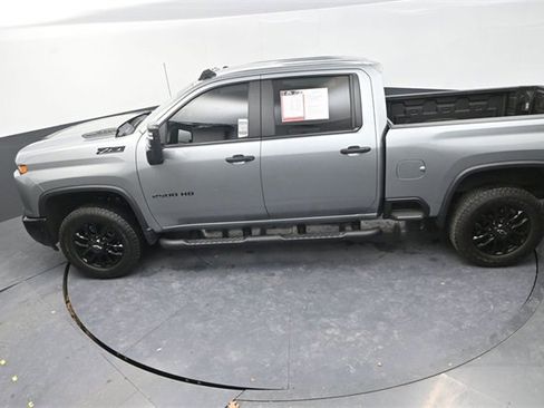 Used 2025 Chevrolet Silverado 2500 Custom w/ Custom Value Package image 22