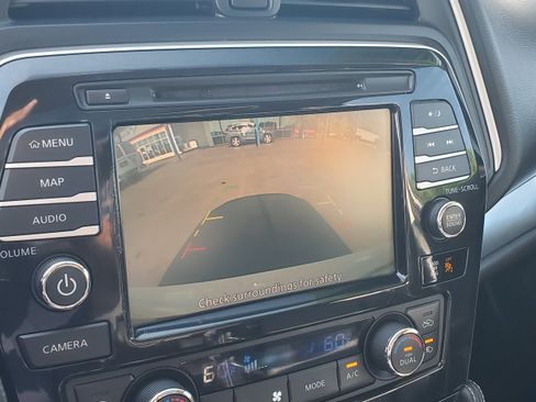 Used 2019 Nissan Maxima 3.5 SL w/ Floor Mat Group FWD image 22