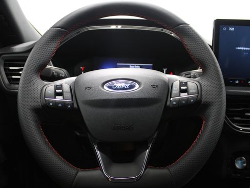 Used 2023 Ford Escape ST-Line w/ Tech Pack #1 FWD image 30