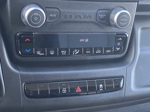 New 2026 RAM ProMaster 2500 w/ Convenience Group image 22