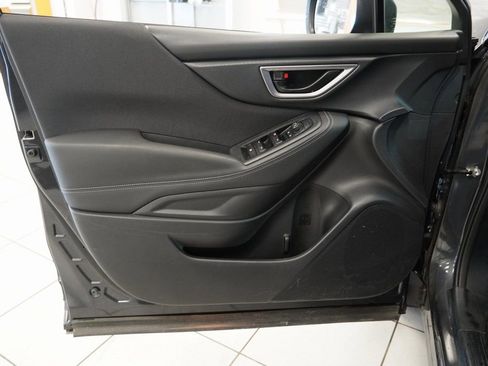 Used 2019 Subaru Forester Base 4D Sport Utility w/ Alloy Wheel Package image 16