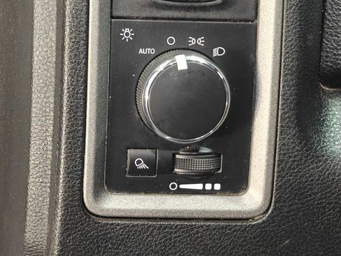 Used 2021 RAM 1500 Tradesman AWD/4WD image 35