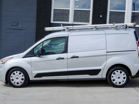 Used 2019 Ford Transit Connect XLT FWD image 5