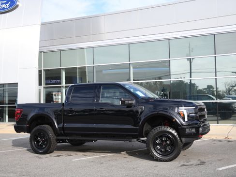 New 2025 Ford F150 Lariat w/ Equipment Group 502A High image 4