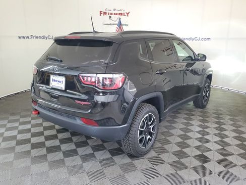 New 2026 Jeep Compass Trailhawk AWD/4WD image 3