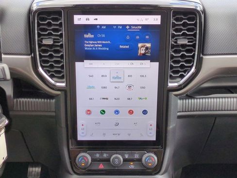 New 2025 Ford Ranger XLT w/ Equipment Group 301A High image 18