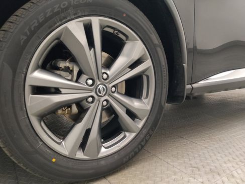 Used 2019 Nissan Murano Platinum w/ Cargo Package image 31