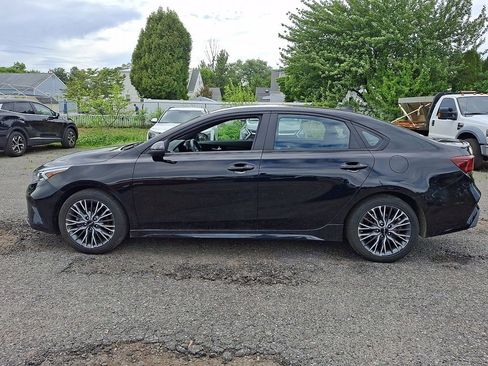 Certified 2023 Kia Forte GT-Line w/ GT-Line Technology Package FWD image 4