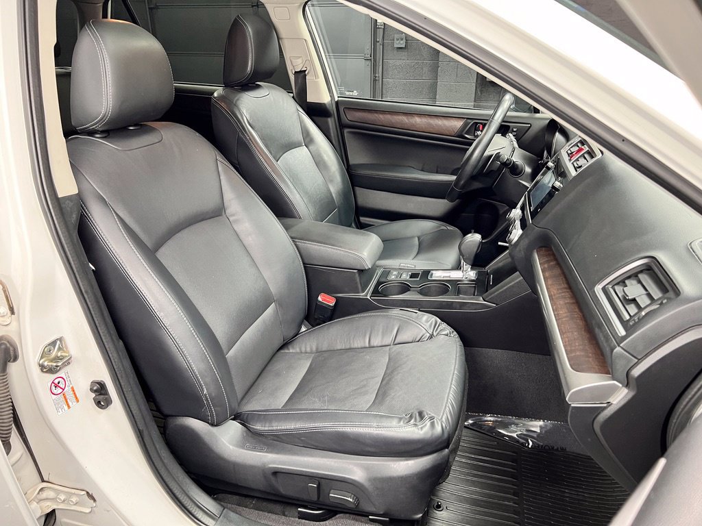 Used 2017 Subaru Outback 2.5i Limited AWD/4WD image 8