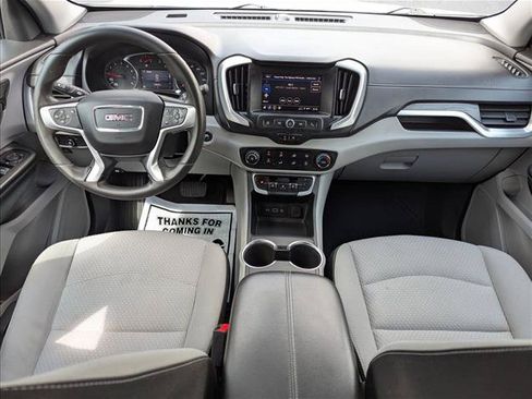 Used 2022 GMC Terrain SLE FWD image 17