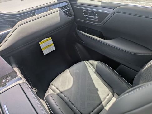 New 2026 INFINITI QX80 Luxe w/ Cargo Package RWD image 18