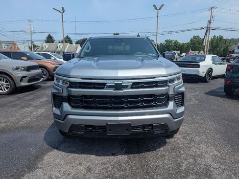 Used 2025 Chevrolet Silverado 1500 RST AWD/4WD image 3