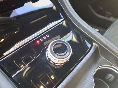 Used 2023 Jeep Grand Cherokee L Laredo image 25