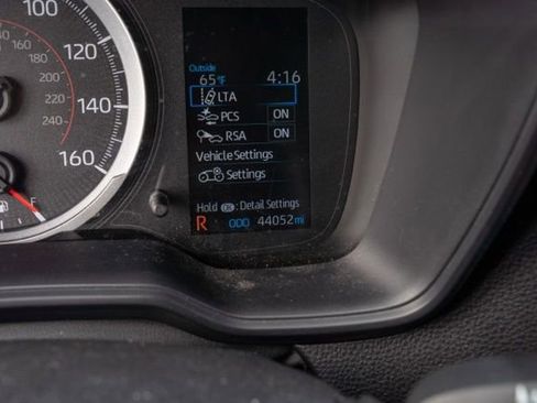 Used 2021 Toyota Corolla SE w/ Carpet Mat Package (TMS) FWD image 17