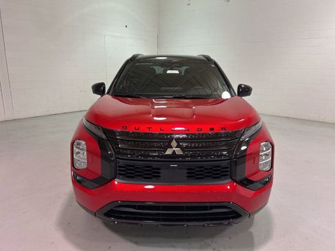 New 2025 Mitsubishi Outlander SEL Black Edition image 2