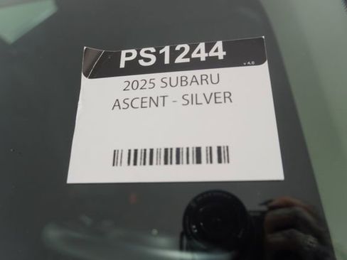 Certified 2025 Subaru Ascent Premium AWD/4WD image 40