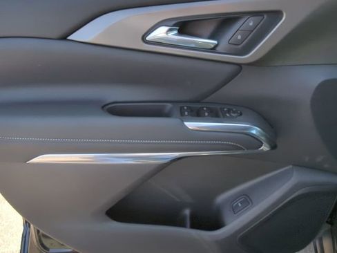 New 2026 Chevrolet Traverse LT w/ Midnight/Sport Edition FWD image 11