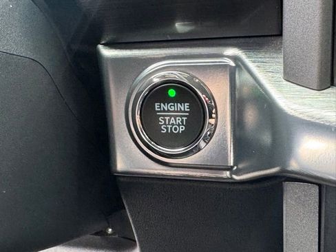 Used 2022 Ford F150 Lariat image 19