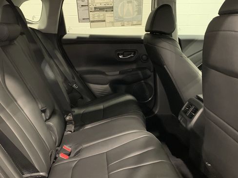 Used 2025 Acura ADX AWD image 13