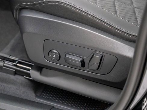 New 2025 BMW X1 xDrive28i w/ Premium Package image 25