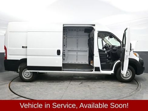 Used 2025 RAM ProMaster 2500 w/ Convenience Group image 47