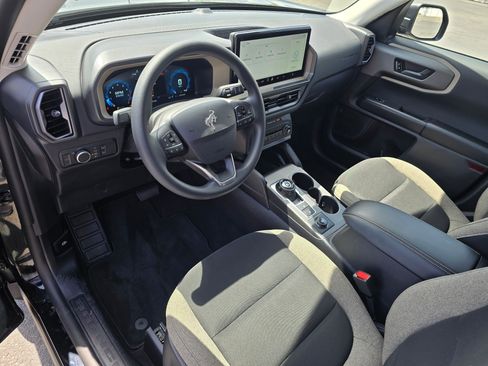 Used 2025 Ford Bronco Sport Big Bend AWD/4WD image 2