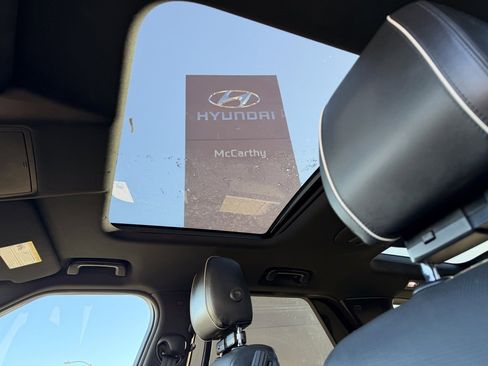 Used 2020 Land Rover Discovery HSE image 26