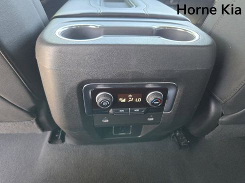 Used 2023 Chevrolet Tahoe LT image 17