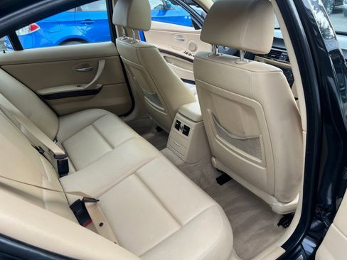Used 2009 BMW 328i xDrive Sedan AWD/4WD image 28