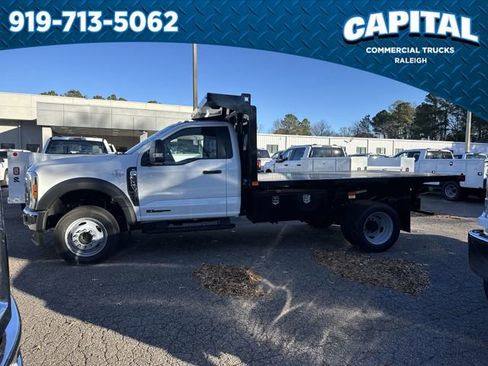 New 2025 Ford F550 2WD Regular Cab Super Duty image 5