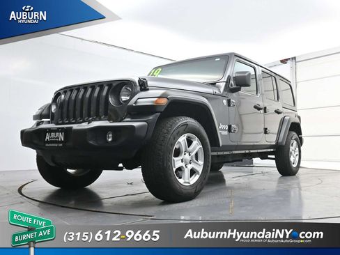 Used 2019 Jeep Wrangler Unlimited Sport S AWD/4WD image 24