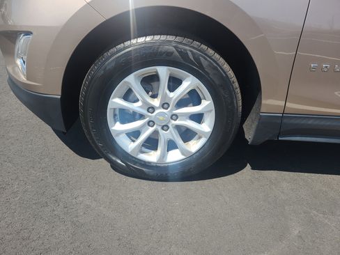 Used 2018 Chevrolet Equinox LT AWD/4WD image 10