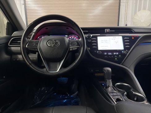 Used 2019 Toyota Camry XSE image 24