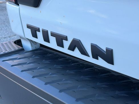 Certified 2024 Nissan Titan PRO-4X w/ Off Road Protection Package image 10