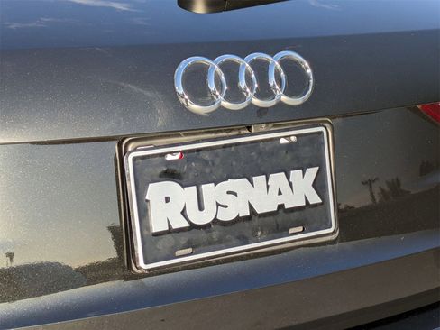 Used 2025 Audi Q3 2.0T Premium w/ Convenience Package image 19