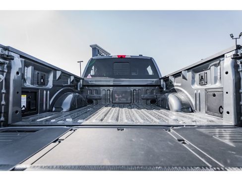 Used 2024 Ford F150 Platinum w/ FX4 Off-Road Package image 31