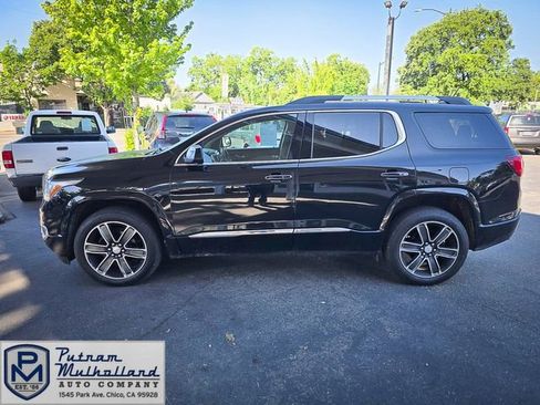 Used 2017 GMC Acadia Denali w/ Technology Package AWD/4WD image 8