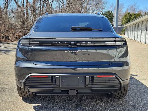 New 2026 Porsche Macan 4 Electric AWD/4WD image 5
