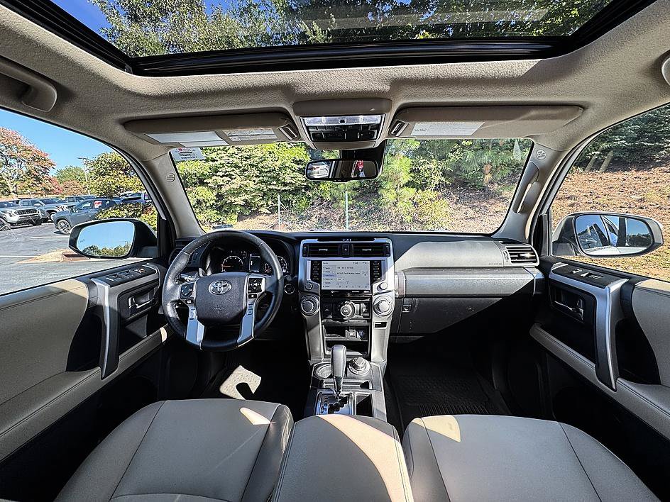 Certified 2024 Toyota 4Runner SR5 Premium w/ Moonroof Package AWD/4WD image 21